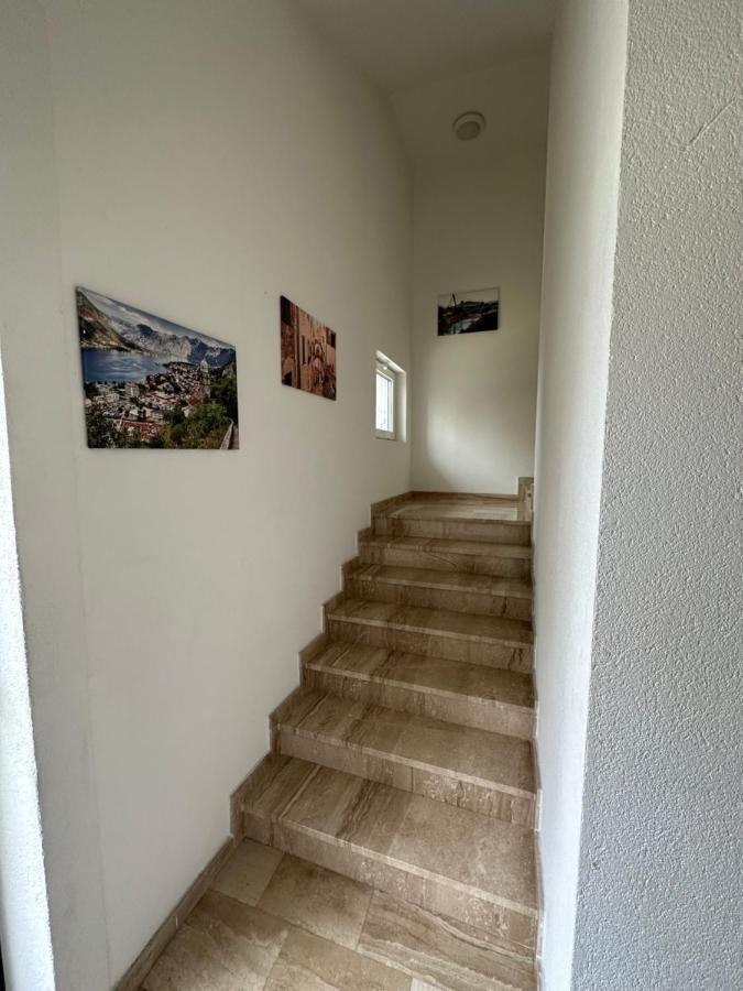 Irina Centre Apartment Podgorica Bagian luar foto