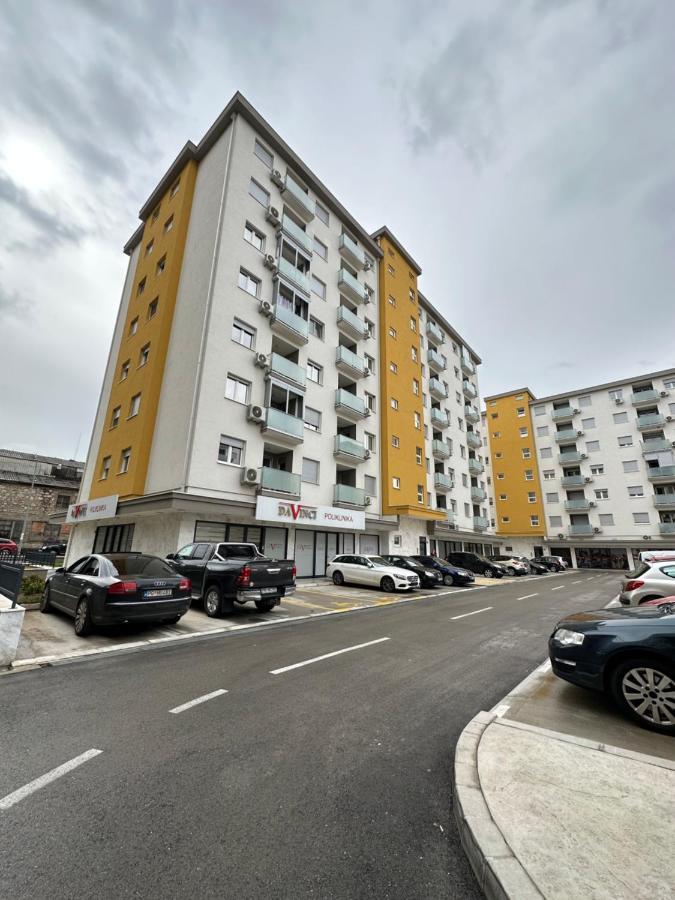 Irina Centre Apartment Podgorica Bagian luar foto