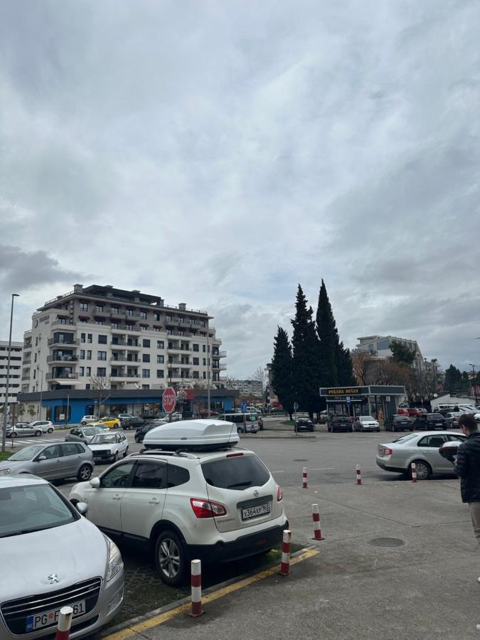 Irina Centre Apartment Podgorica Bagian luar foto